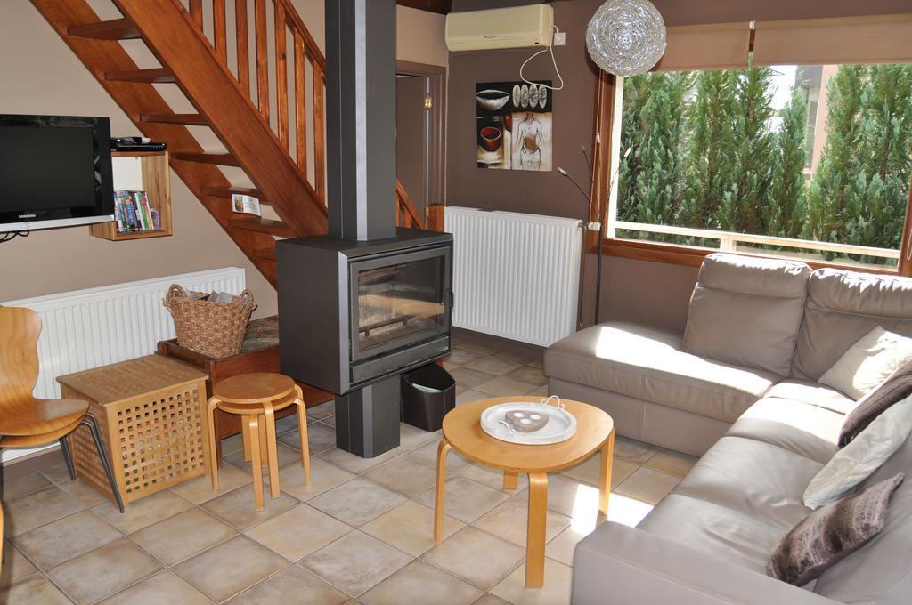 Chalet Ardenne Mini Rochehaut Buitenkant foto