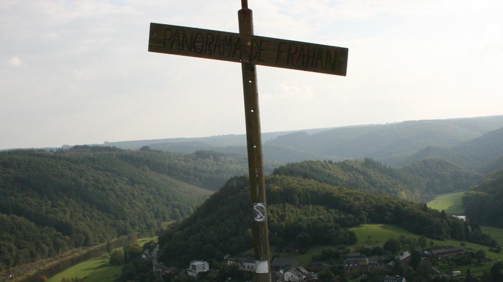 Chalet Ardenne Mini Rochehaut Buitenkant foto